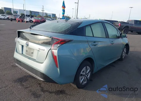 2016 Toyota Prius Three z USA, uszkodzony, nr VIN JTDKARFU3G3005352